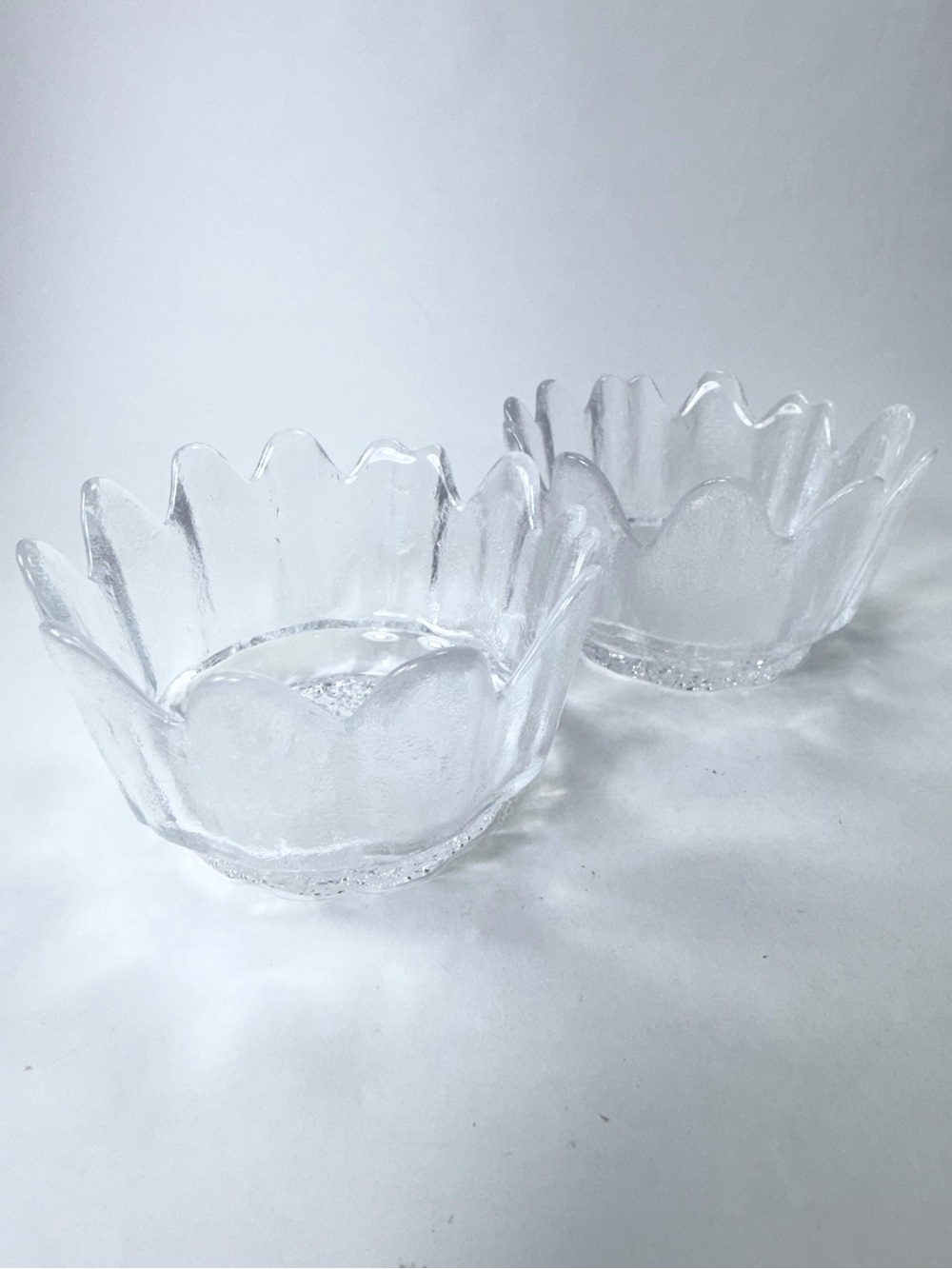 2 MCM Scandinavian Scalloped Lotus Edges Glass Bowl Bengt Edenfalk Skruf Swedish